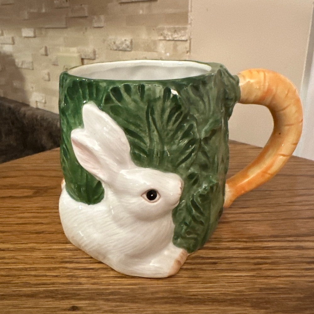 1987 Omnibus Fitz & Floyd Easter Bunny Rabbit Carrot Handle Coffee Mug Japan